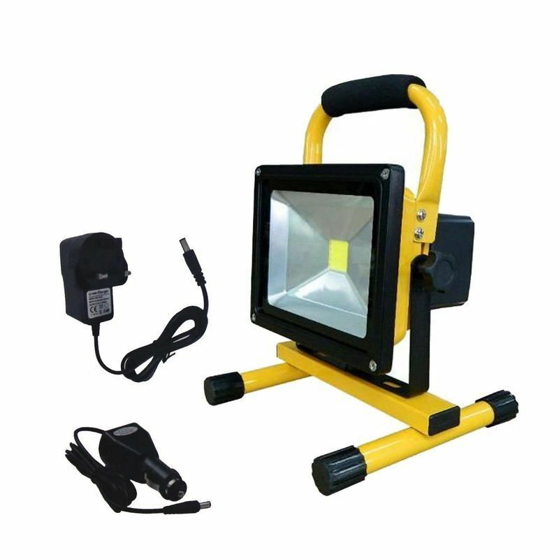 Outdoor Waterproof 20W Portable Emergency LED Rechargeable Flood Light 700Lumen